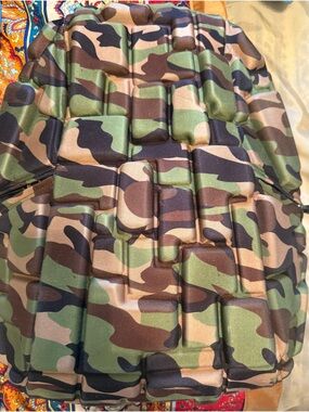 Kids Camouflage Padded Backpack - Green Camo